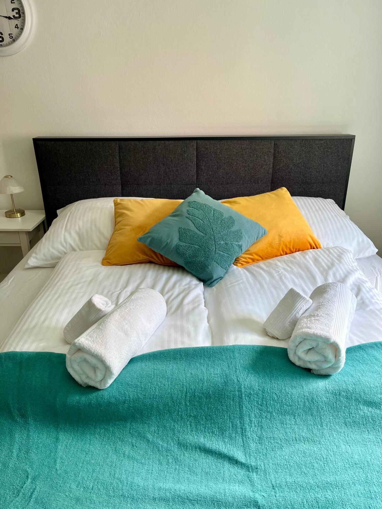 Flores City Center Studio - Easy Self-Check-In Graz Buitenkant foto